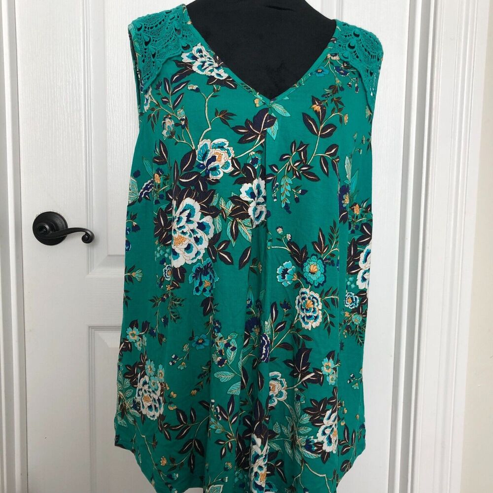 Daniel Rainn Womens Blouse 1X Green Floral Sleeveless Back Closure NWT